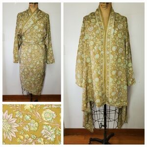 Paths of the Spirit 100% Silk Kimono Caftan Robe Green Pink Floral Boho Cardigan